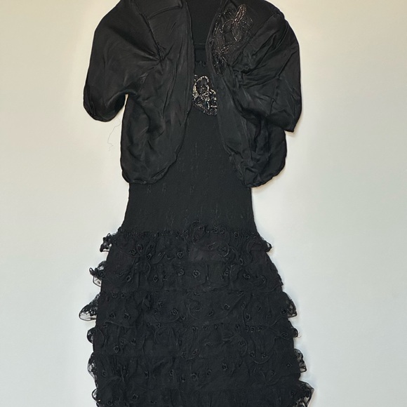 Vintage, Elegant Black Ruffled 2 Piece Dress & Jacket From‎ The 80’s  Size XS - Picture 4 of 8